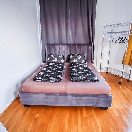 Family 3 Bedroom Apartment Lv7 Vienna Exterior photo