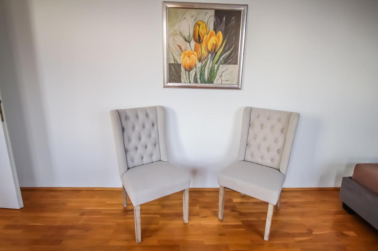 Family 3 Bedroom Apartment Lv7 Vienna Exterior photo